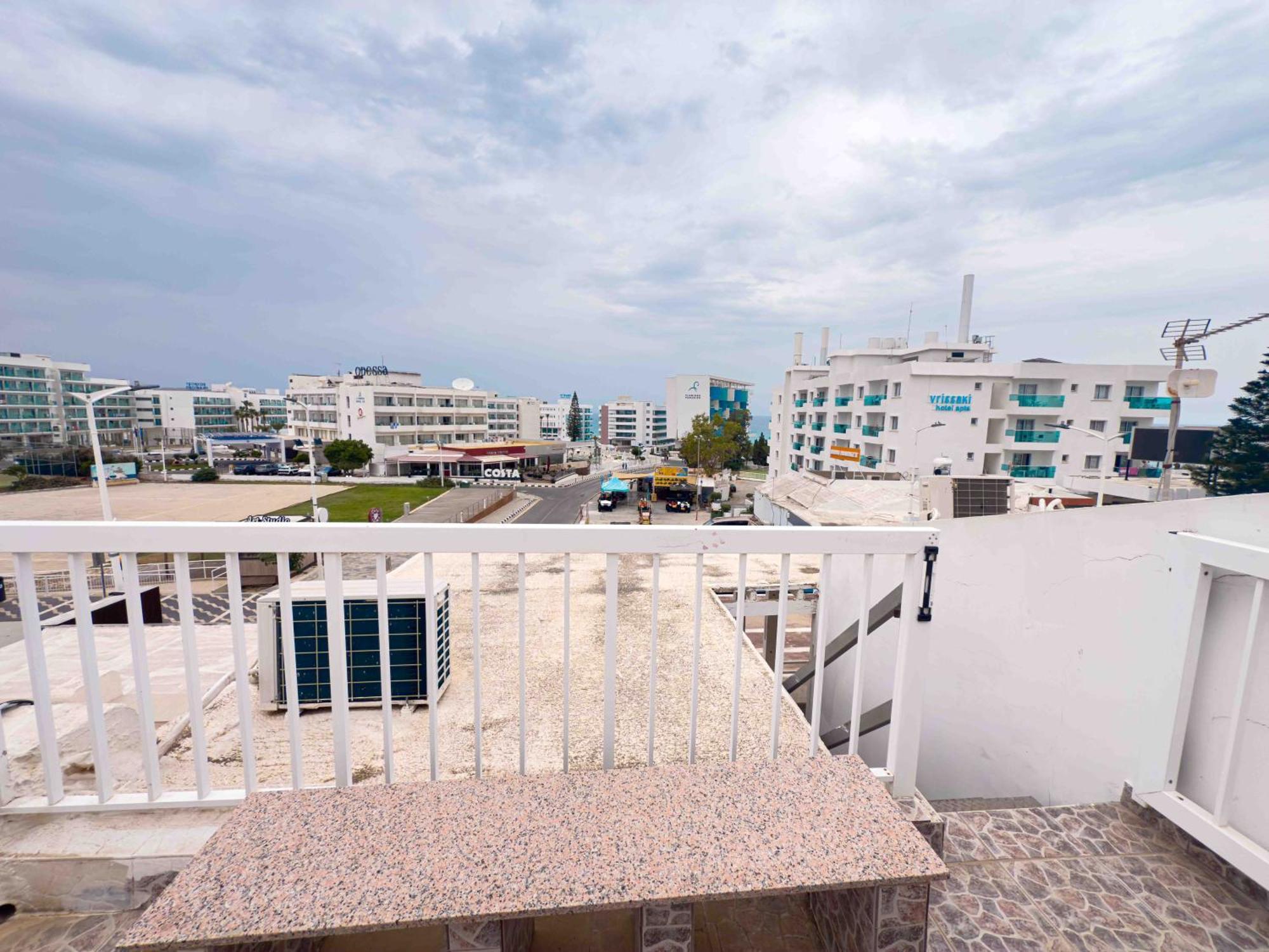 Sofia'S Seaview Apartment Protaras Ngoại thất bức ảnh